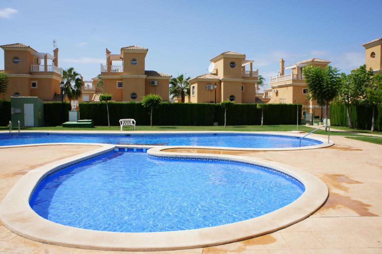Villa Las Tres Perlas 阿尔戈法 外观 照片